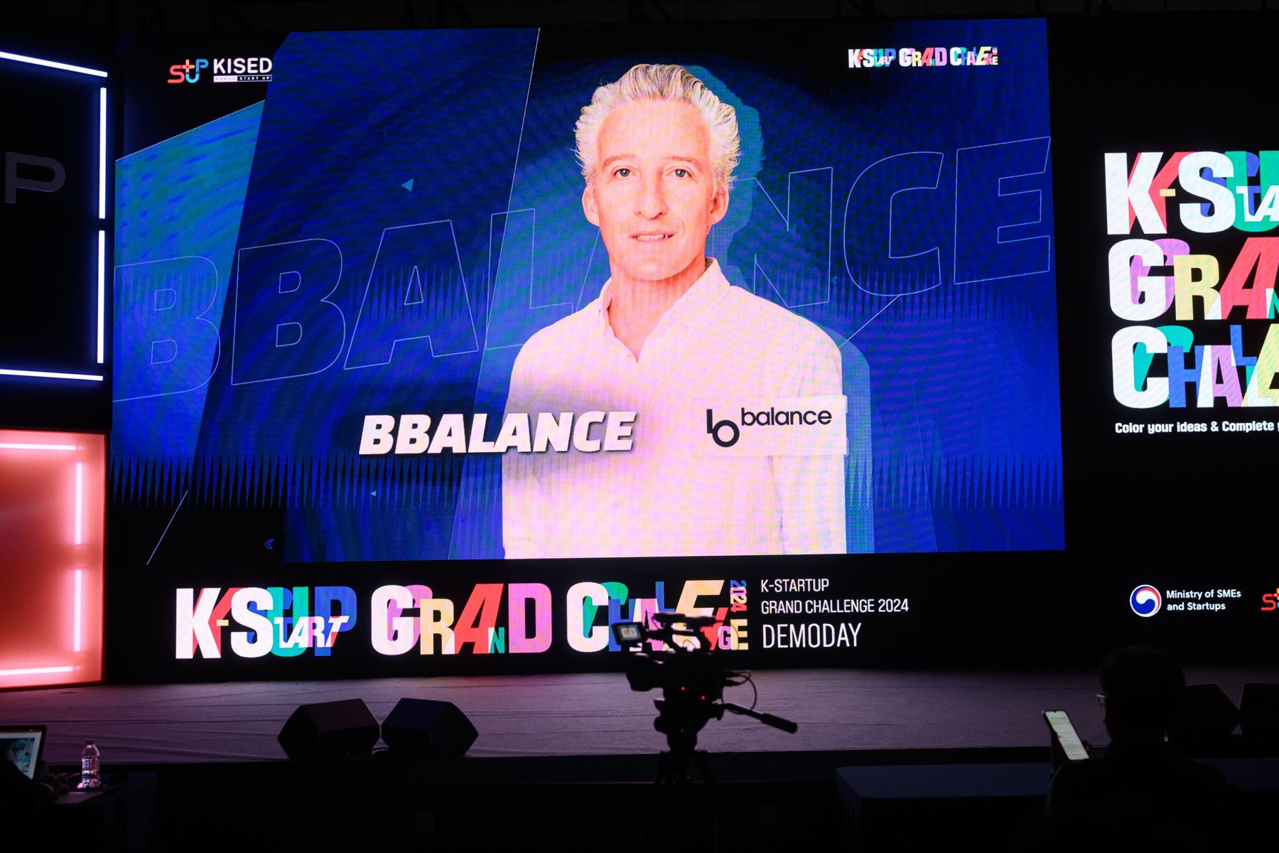 BBalance founder presenting on stage at KSGC 2024 Demo Day